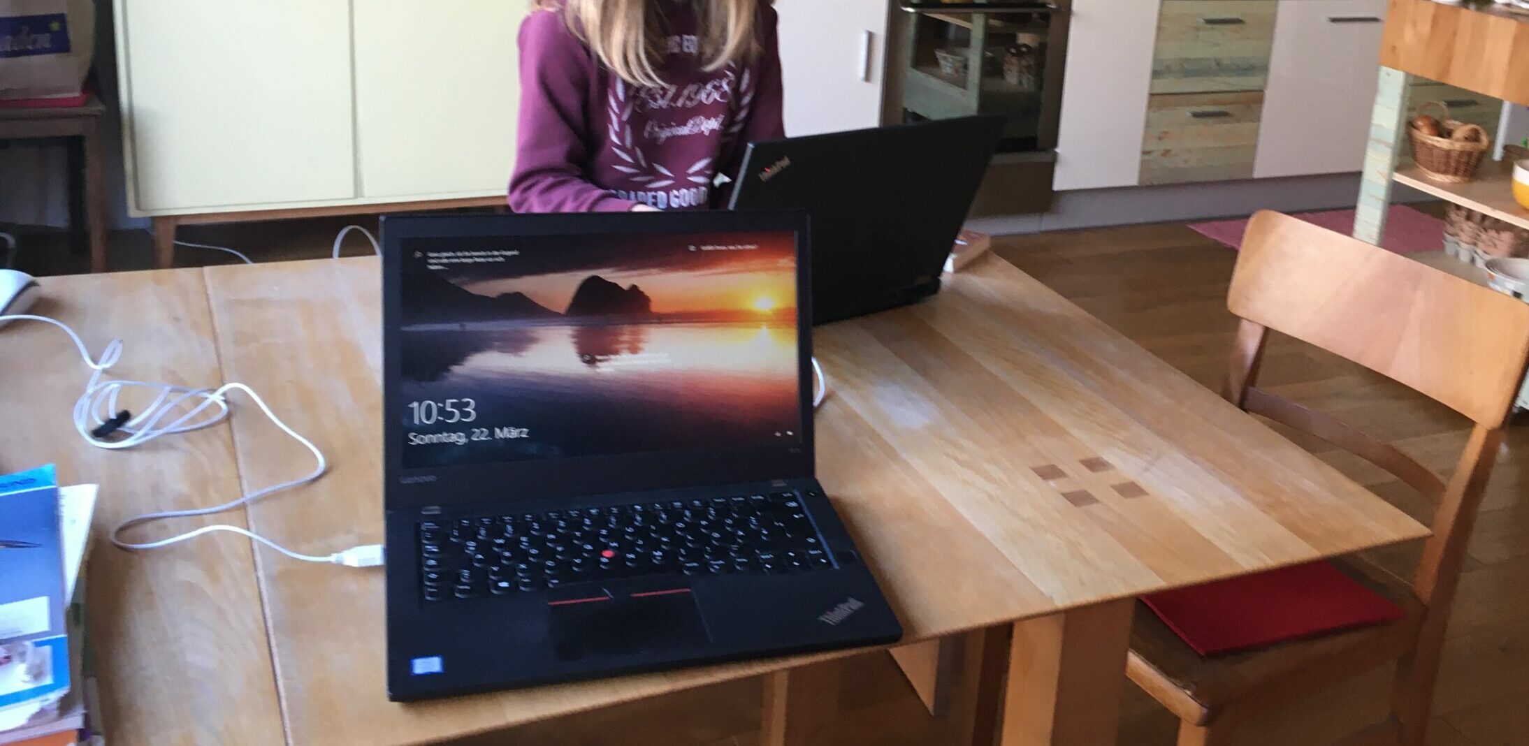 Kind am Computer